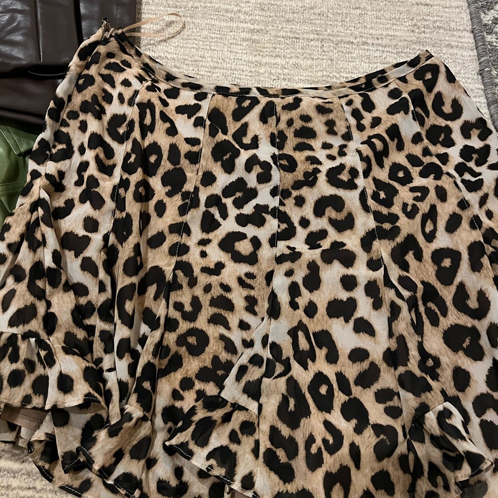 Cheetah print mini skirt